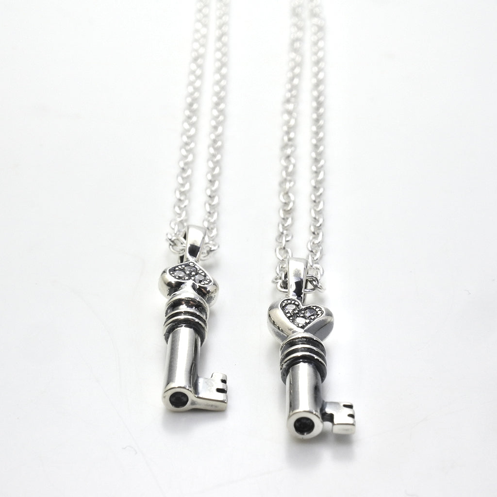 NE1263｜ネックレス【プエルタ・デル・ソル公式サイト｜PUERTA DEL SOL】